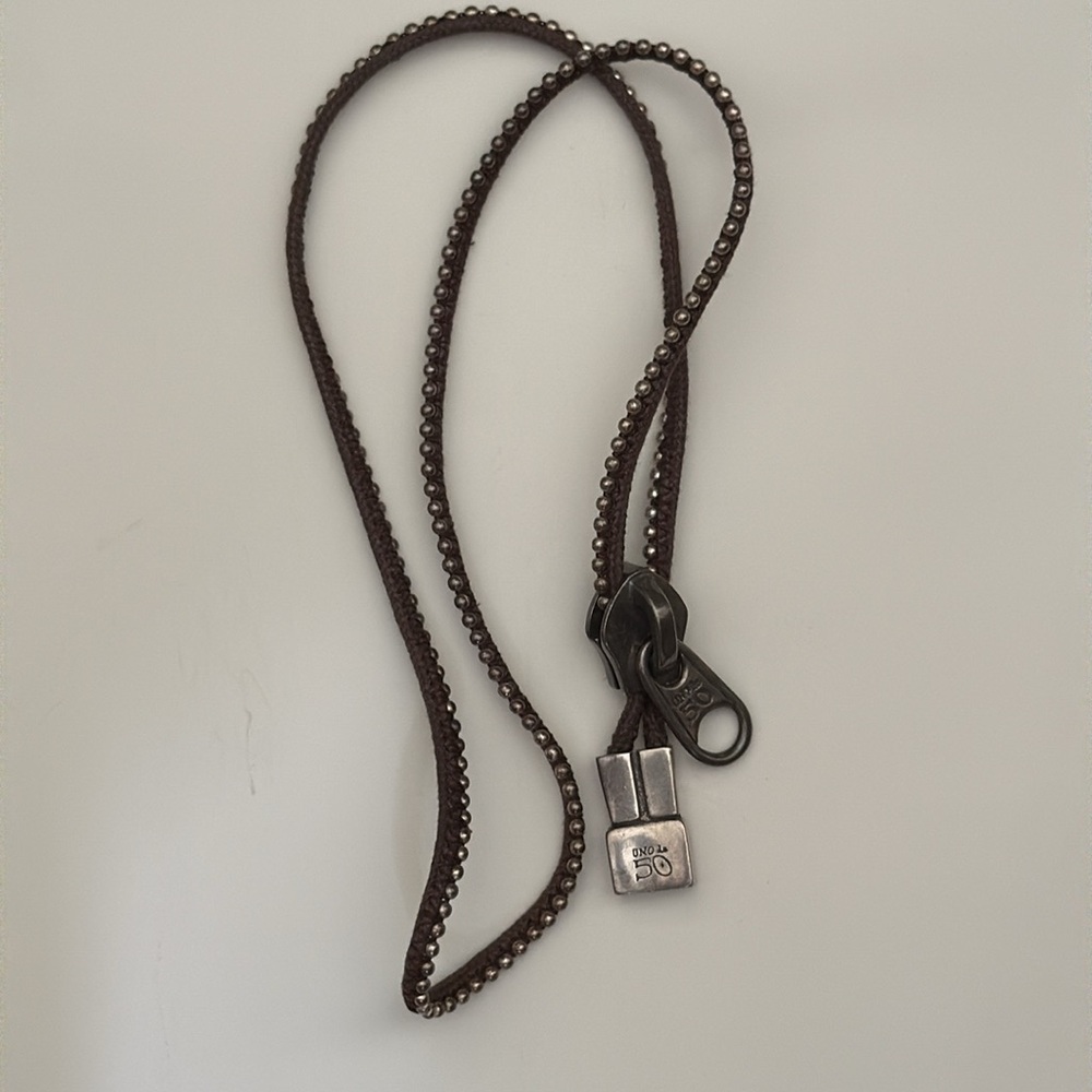 UNO de 50 Silver and Brown Zipper Necklace - Picture 3 of 4